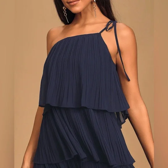 New with Tags Lulu’s Elegant Navy Blue One-Shoulder Dress - Picture 4 of 5